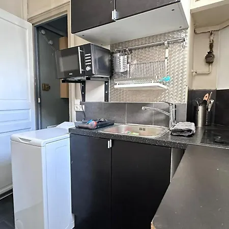 Apartament With Balcony - Montmartre